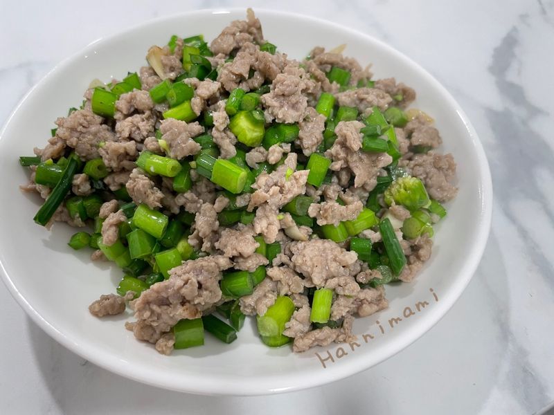 韭菜花肉末