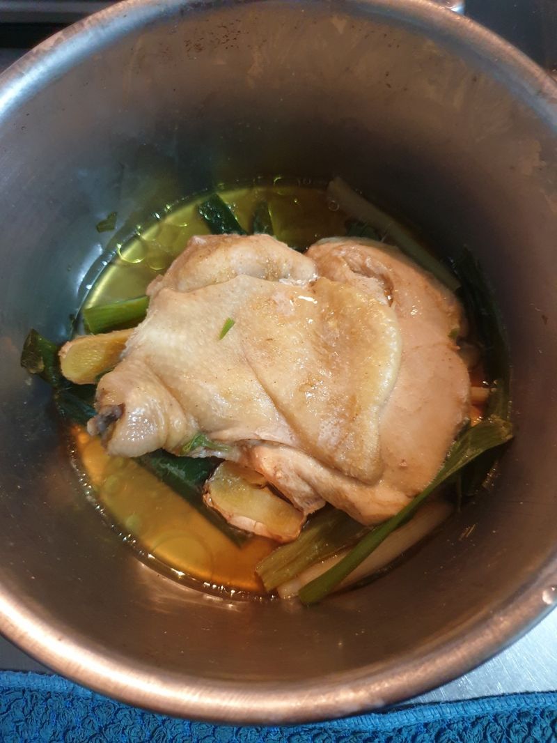 沙薑蒸雞