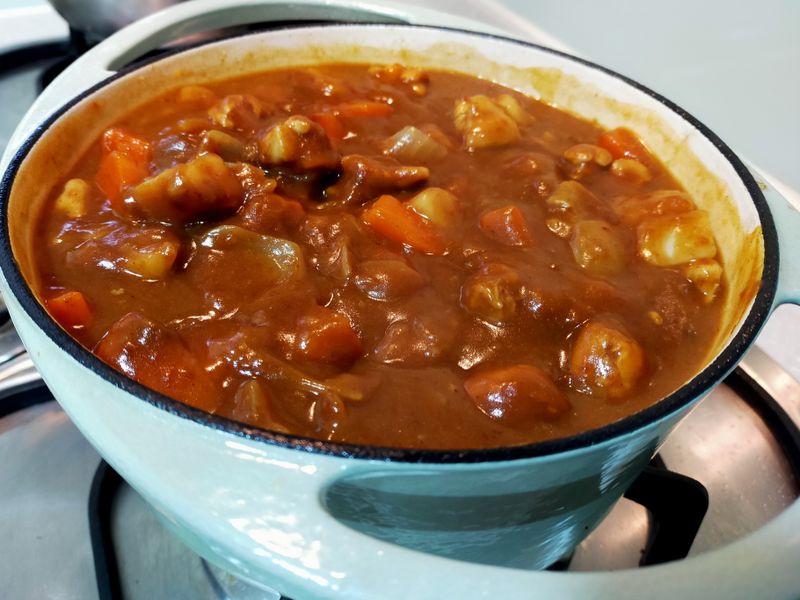 鑄鐵鍋雞肉咖哩