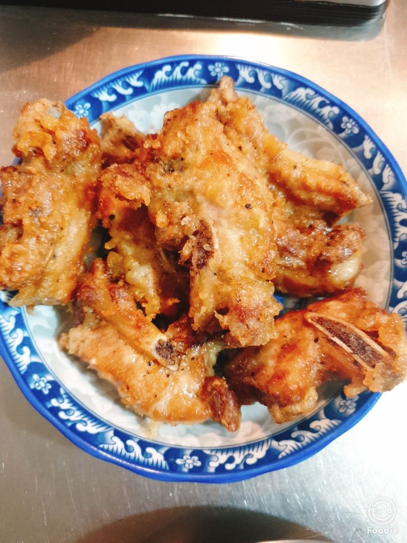 脆皮炸豬肋