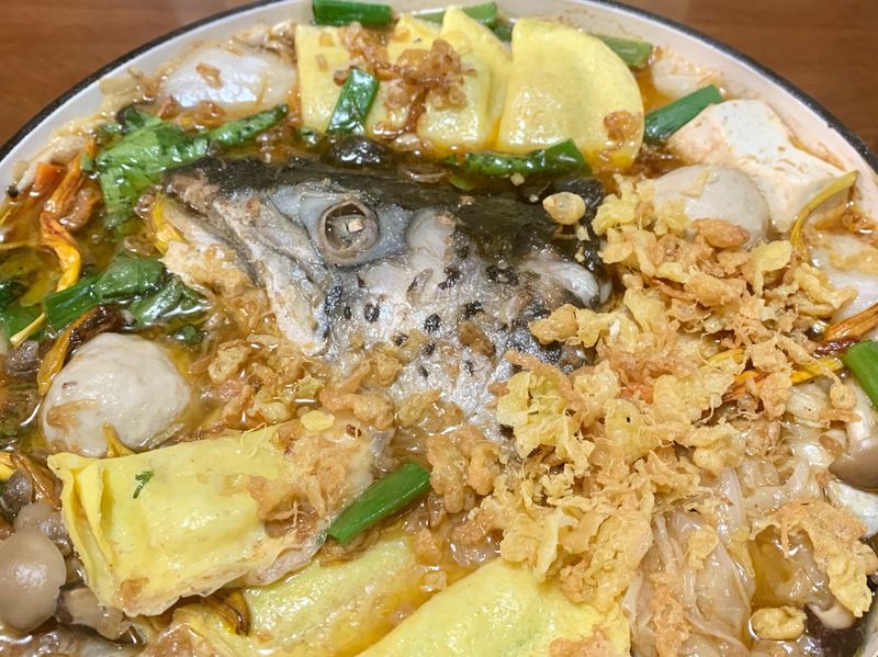 鍋|沙茶魚頭鍋*自製蛋酥