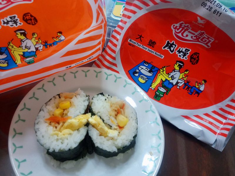 炒泡麵壽司