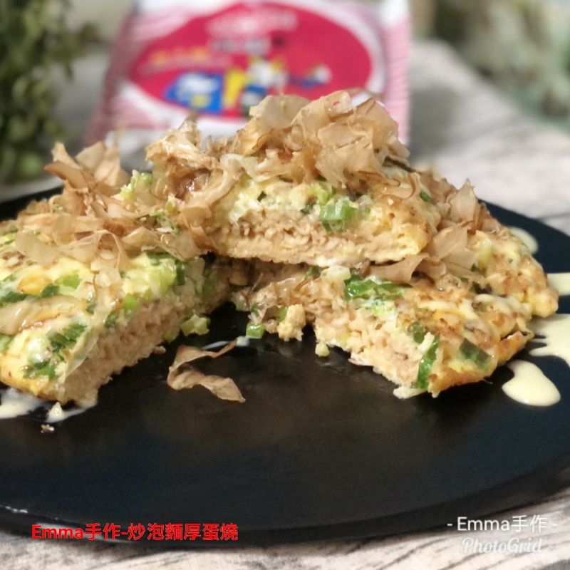 炒泡麵厚蛋燒