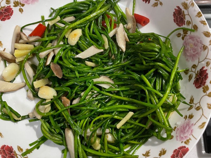 炒水蓮