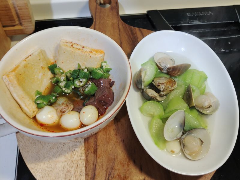 防疫料理~~超快速蛤蠣絲瓜