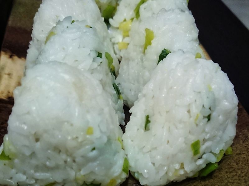 鹽味蔥飯糰