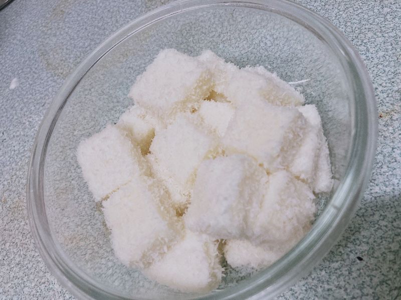 鮮奶雪花糕
