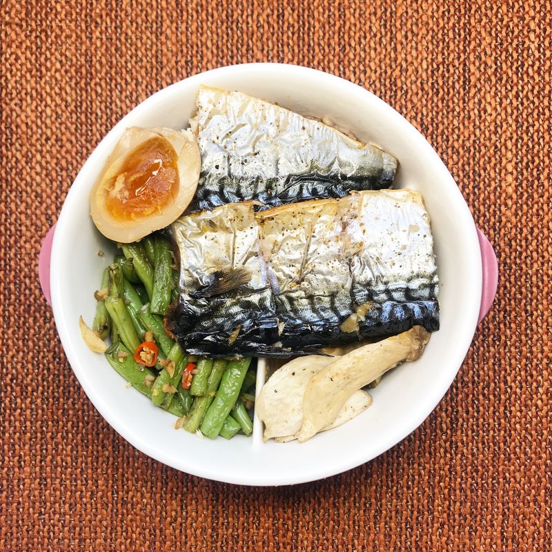 /健人料理/快速懶人料理 - 烤鯖魚便當
