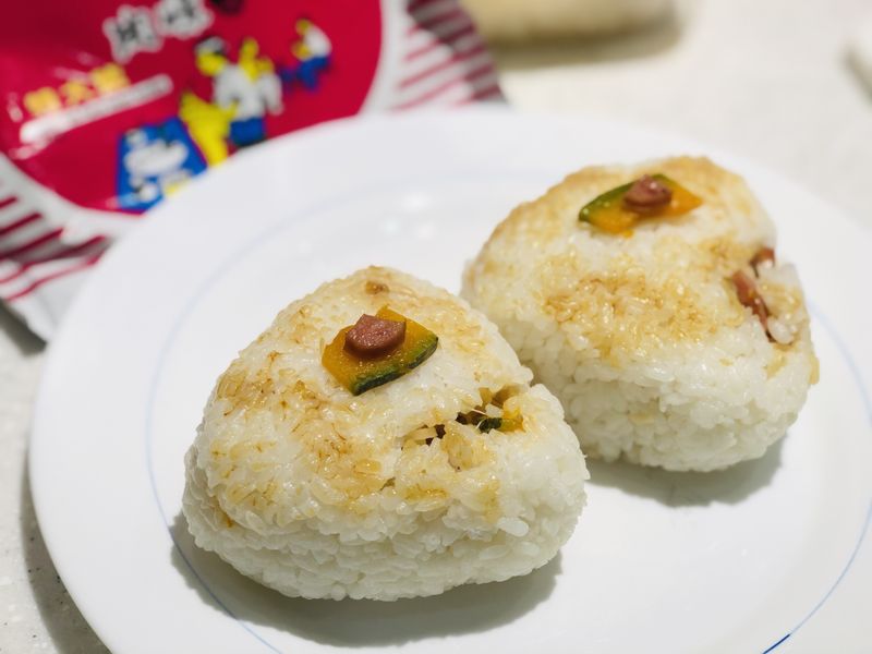 南瓜德腸起司炒泡麵飯糰