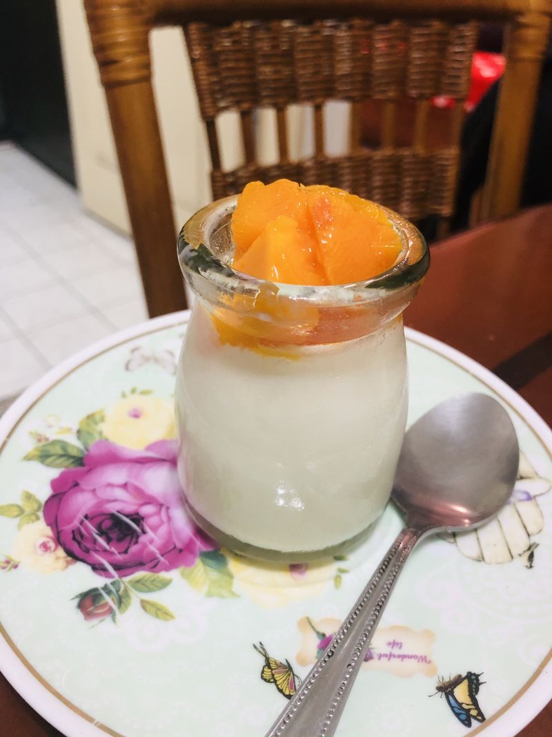 芒果鮮奶酪