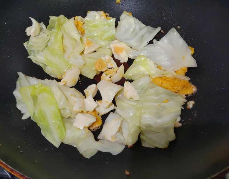 (金沙)鹹蛋炒高麗菜