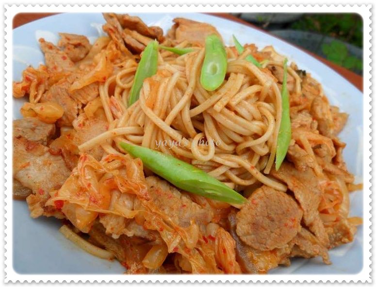韓式泡菜炒麵