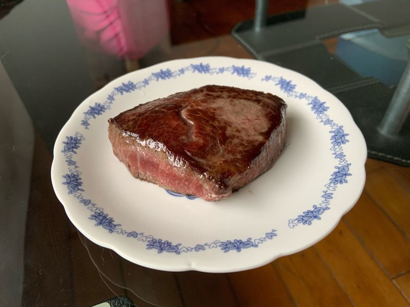 完美光澤牛排 🥩