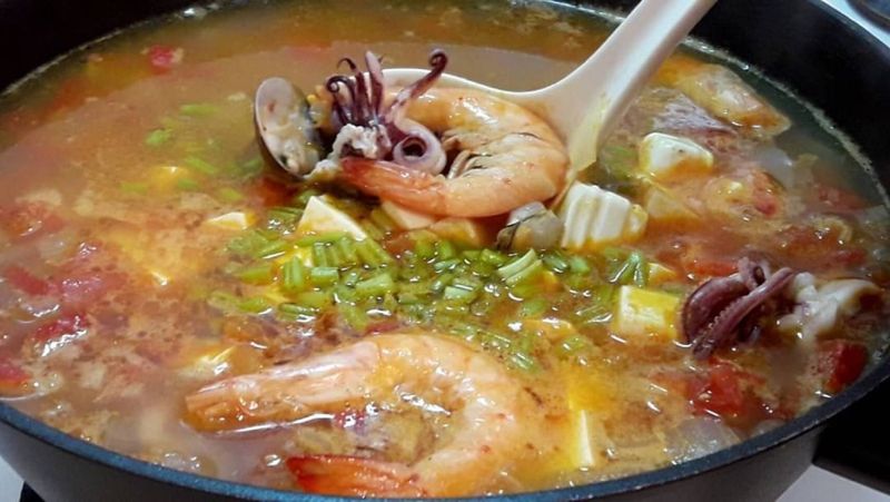 番茄海鮮豆腐鍋