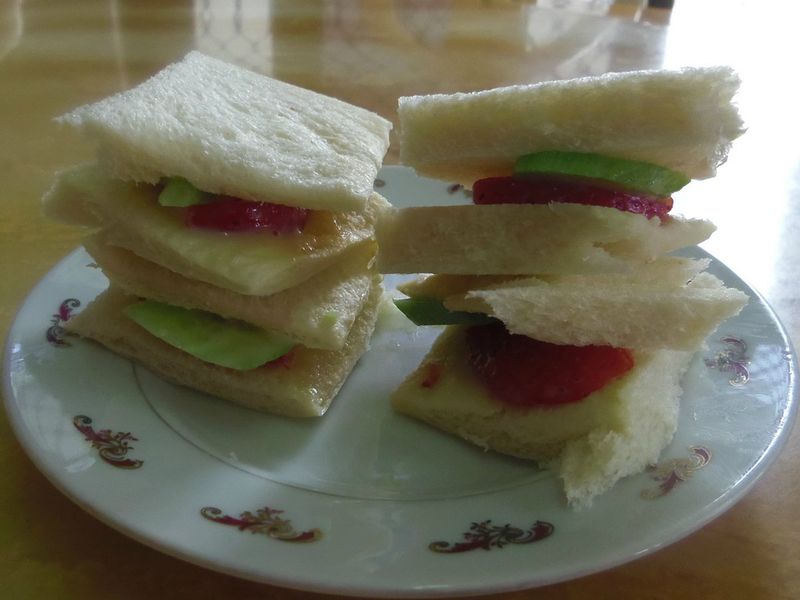《草莓就愛鷹牌煉奶》愛"煉"草莓吐司