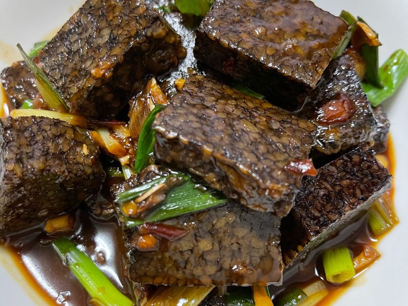豆瓣醬燒米血
