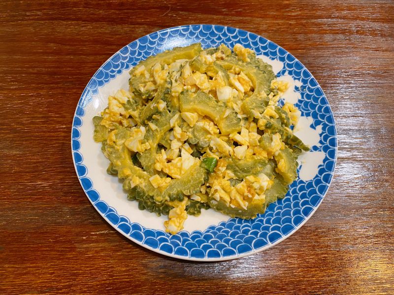 熱炒店《鹹蛋炒山苦瓜》沖繩下飯料理