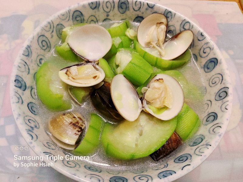 蛤蜊絲瓜湯