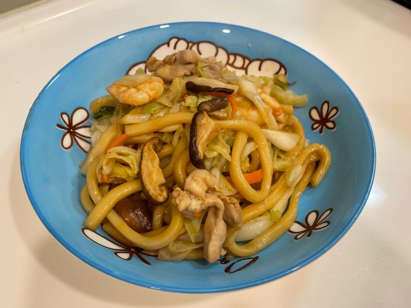 炒烏龍麵