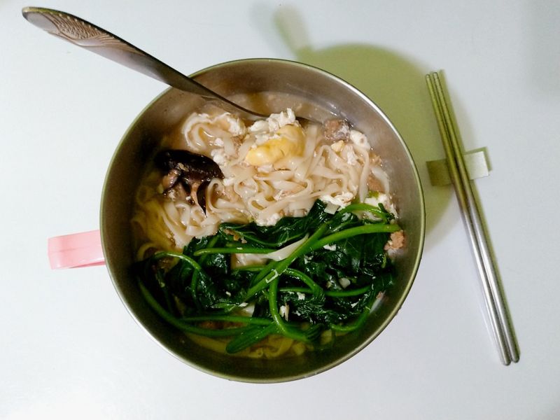 肉燥關廟麵
