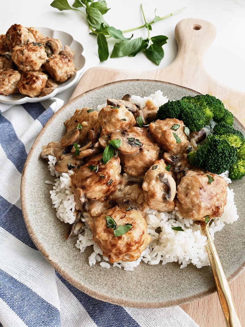 蘑菇雞肉丸飯