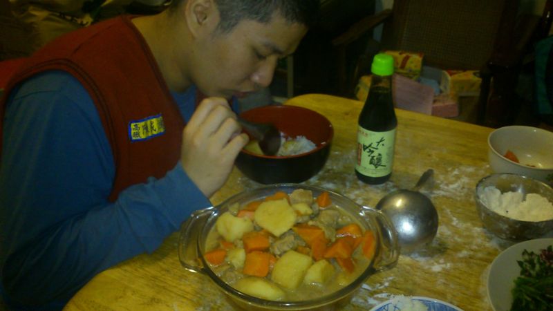 [萬家香大吟釀薄鹽醬油]---香豆燉角肉