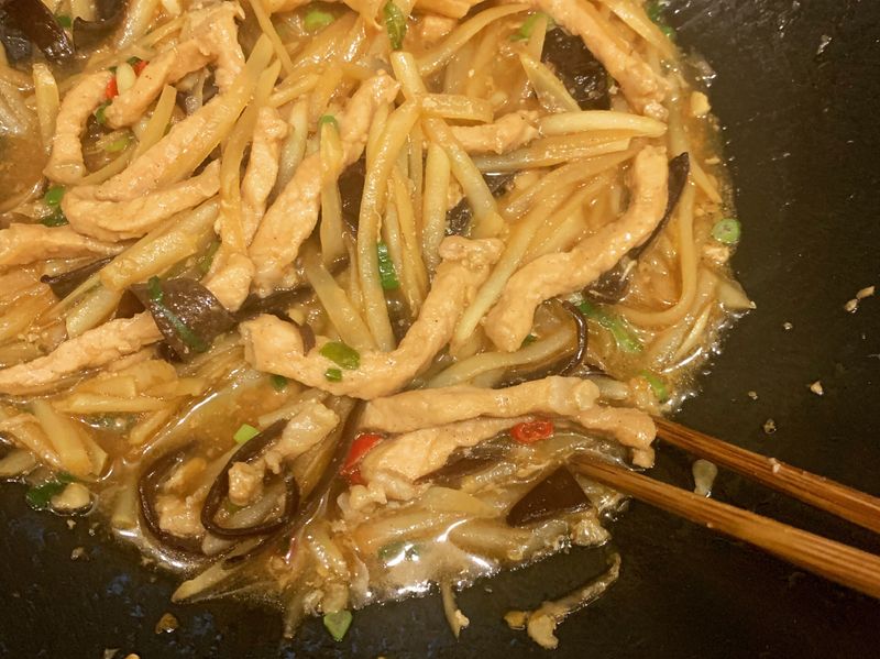 馬鈴薯炒肉絲