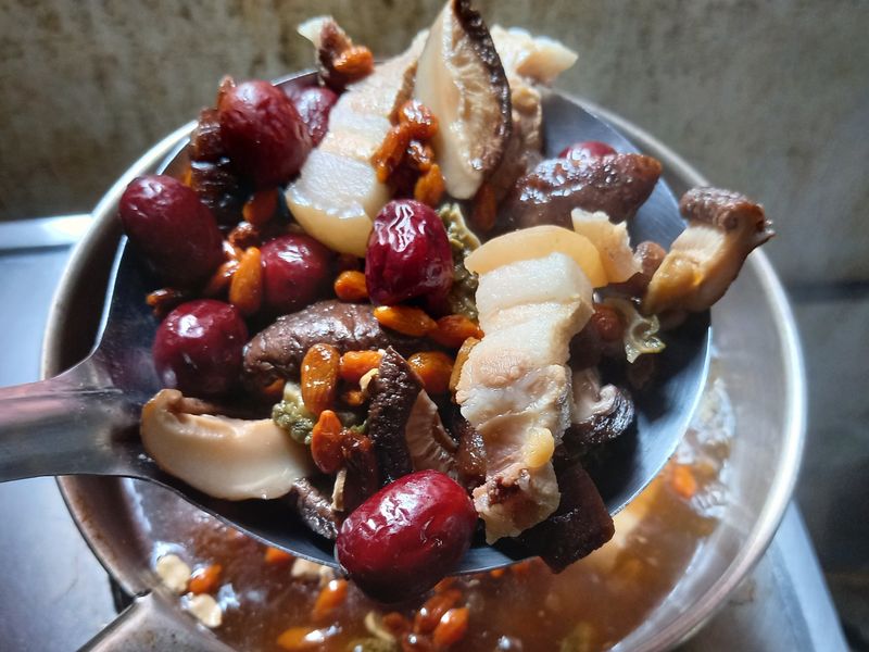 山苦瓜豬肉湯