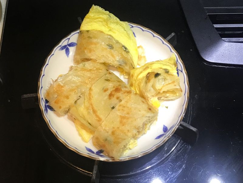鮪魚玉米起司蔥抓餅