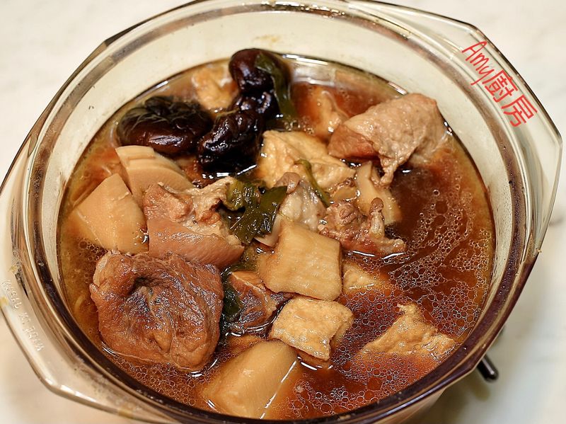 白飯殺手~香菇筍香焢肉