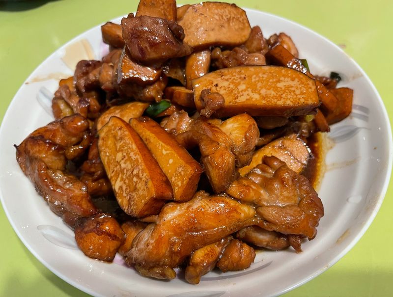雞肉炒豆干