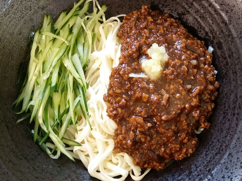 老北京炸醬麵