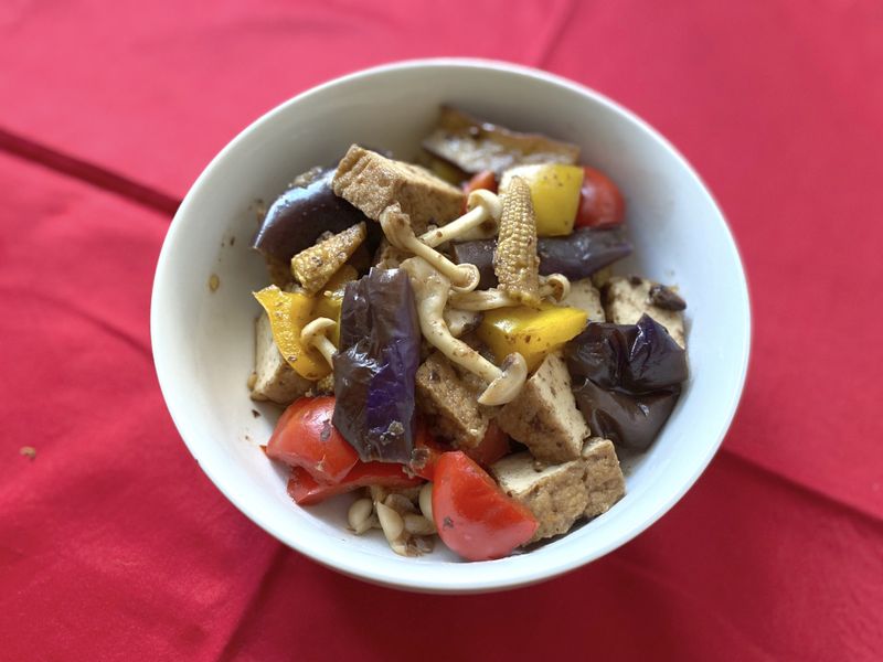 豆豉香炒茄子油豆腐(蔬食)