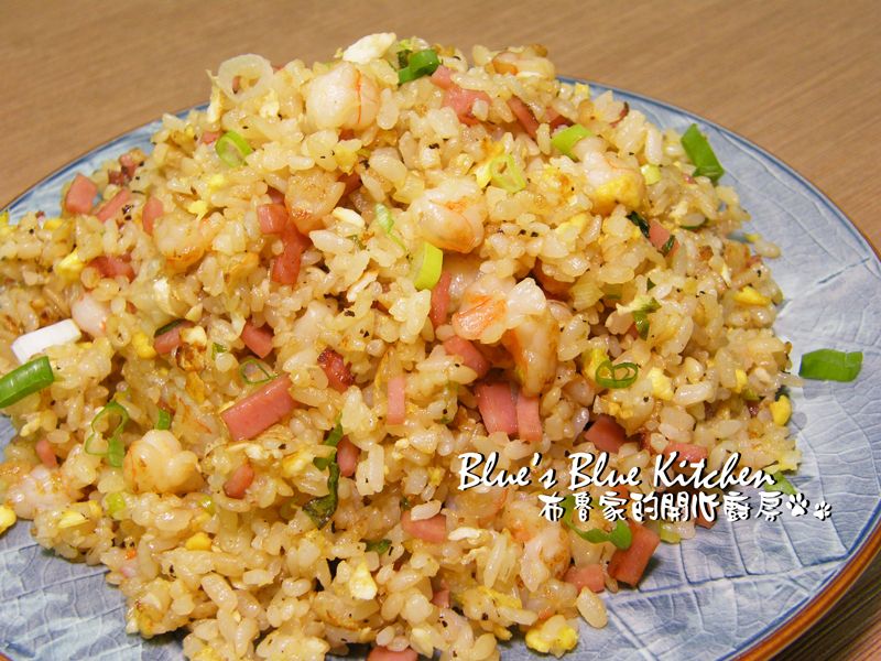 蝦仁火腿蛋炒飯
