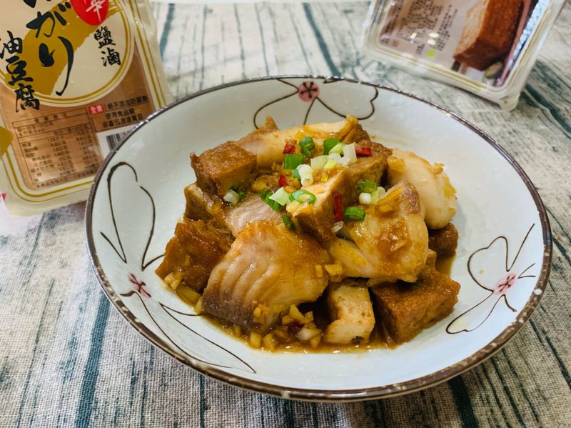 好下飯的紅燒鮮魚中華鹽滷油豆腐