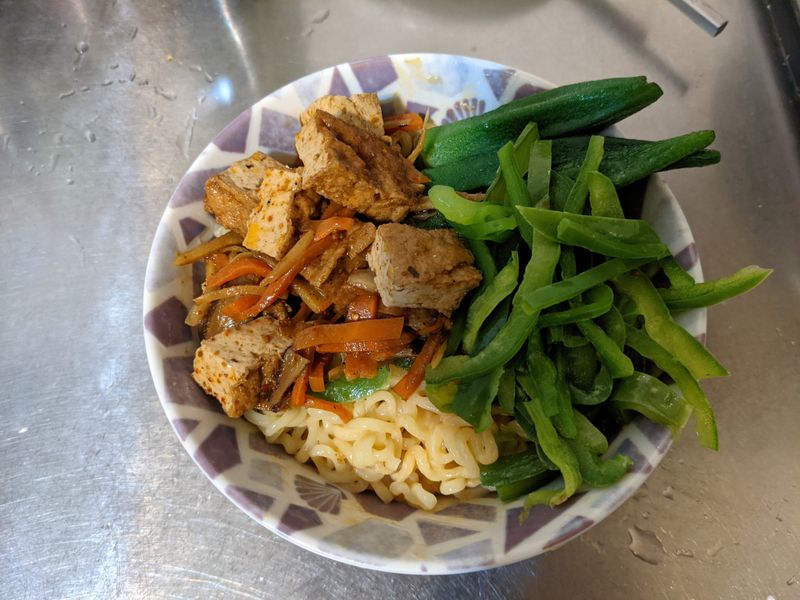 素食麻婆油豆腐冷麵