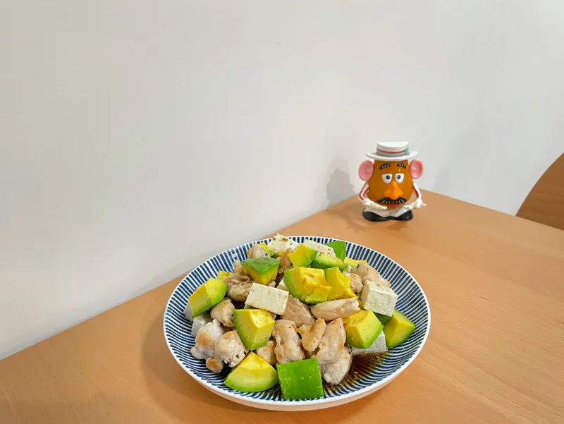 酪梨豆腐雞肉沙拉