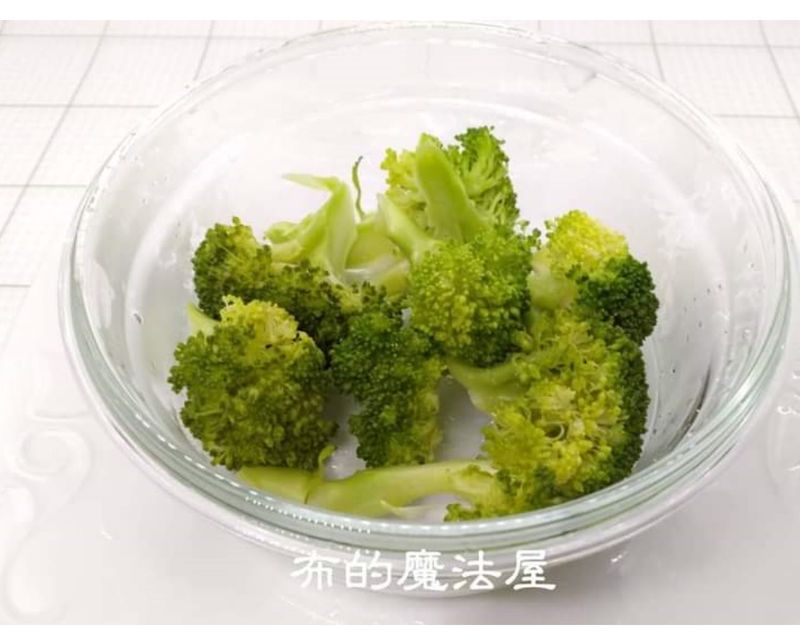 電鍋-蒸花椰菜