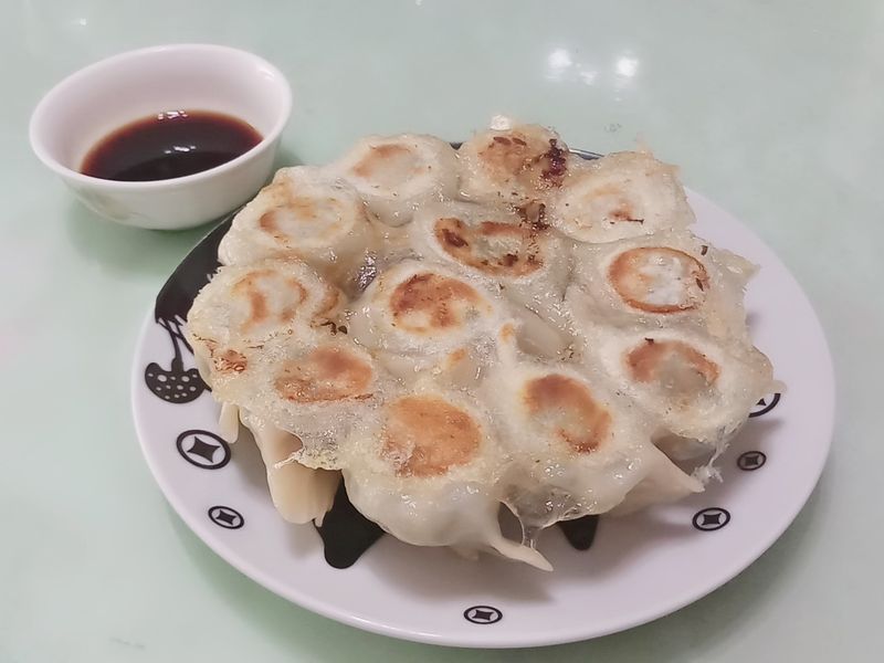 冰花煎餃