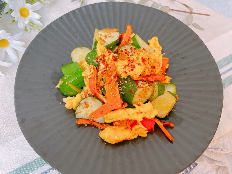 香料黃瓜炒蛋