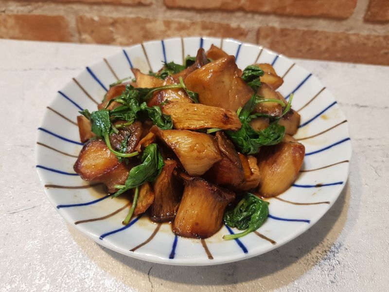 三杯杏鮑菇(氣炸鍋省油簡單料理)