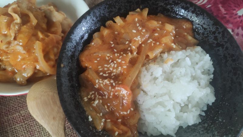 十分鐘開動─起司辛奇豚肉燴飯
