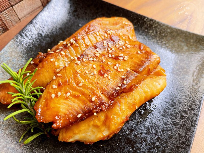 蒲燒鯛魚