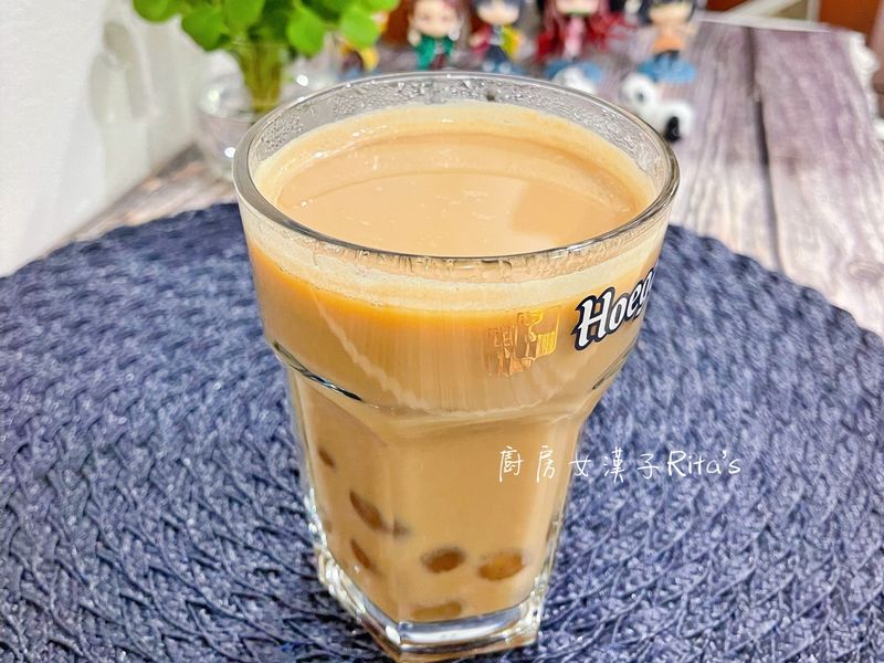 紅玉熱奶茶
