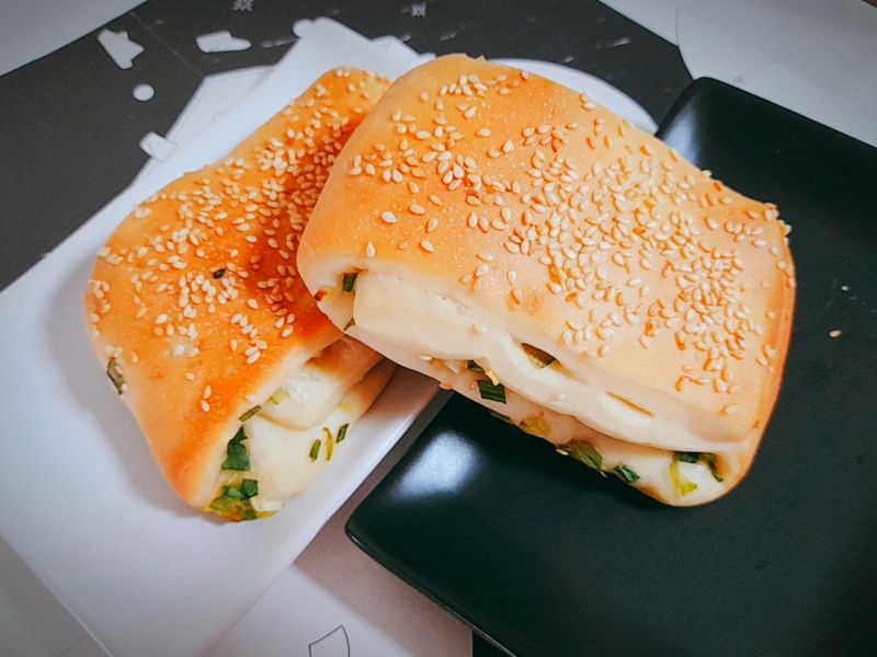 芝麻蔥燒餅~厚燒餅的好滋味