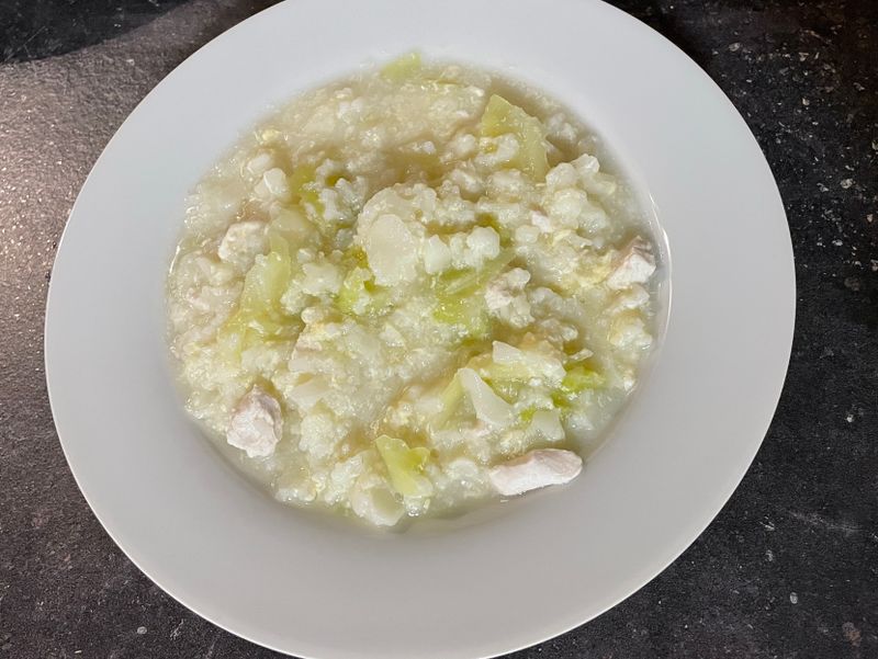高麗菜花菜雞肉蛋粥