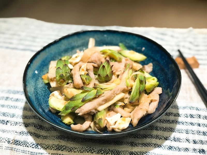 火龍果花炒肉