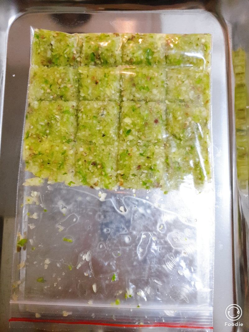 泰式蒜泥สามเกลอ