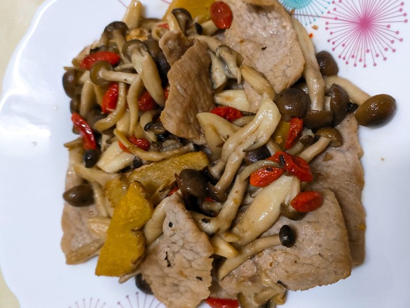 麻油松板豬
