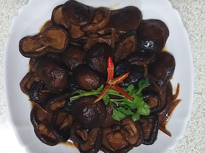 滷香菇
